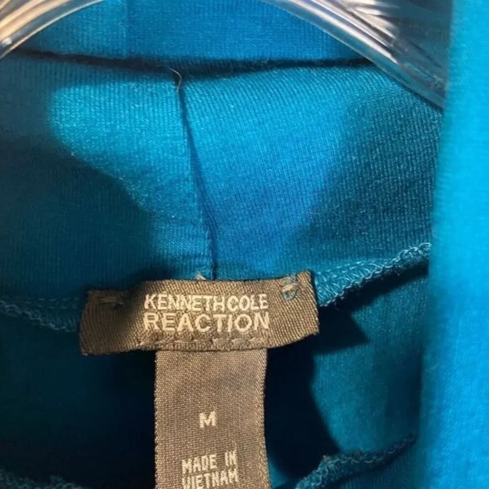 KENNETH COLE REACTION Women's Long-Sleeve Turtleneck Ruched Mid Front Sweater‎